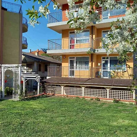House Обзор